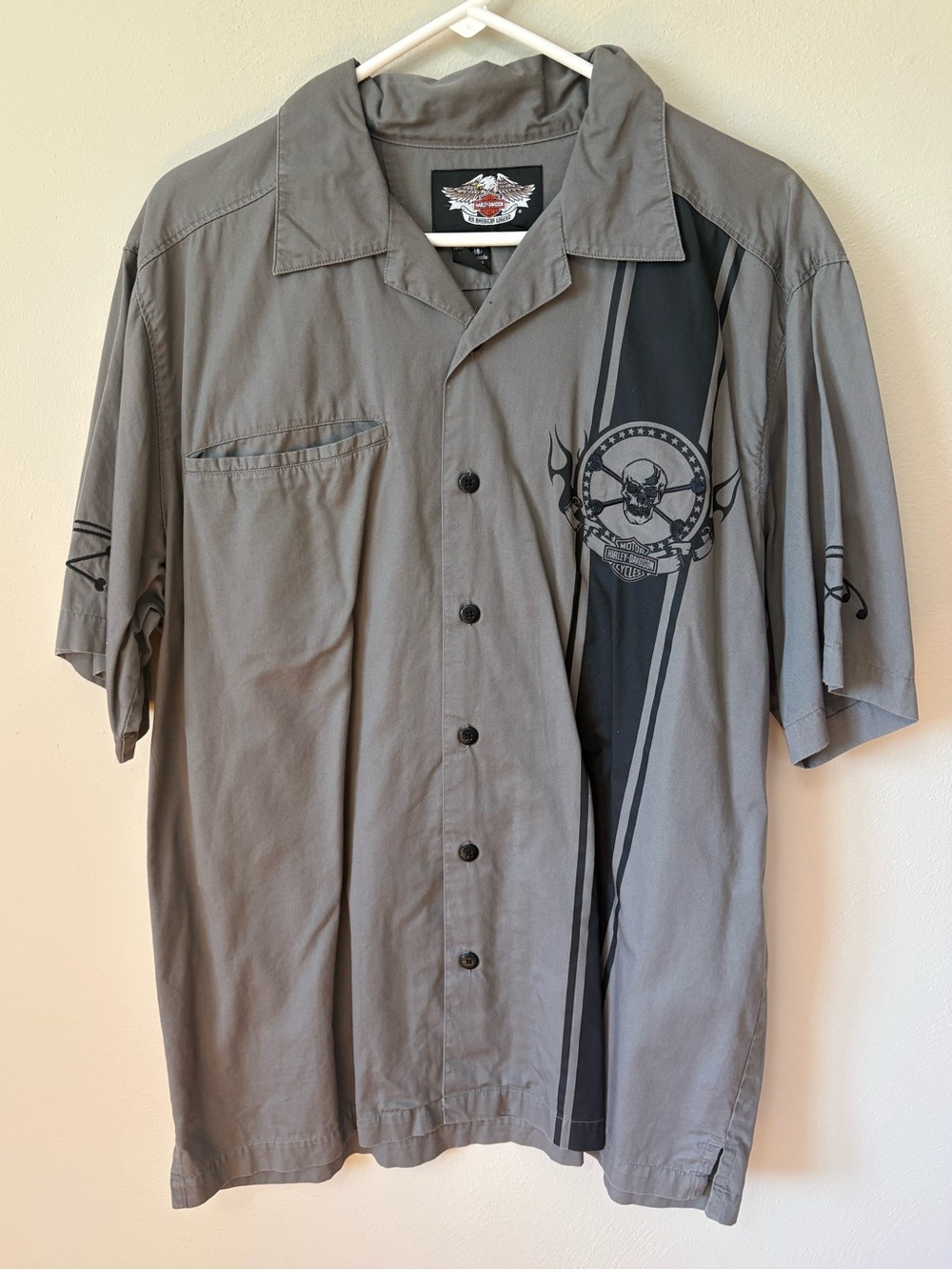 Harley Davidson Willie G Skull Embroidered Button Down Large